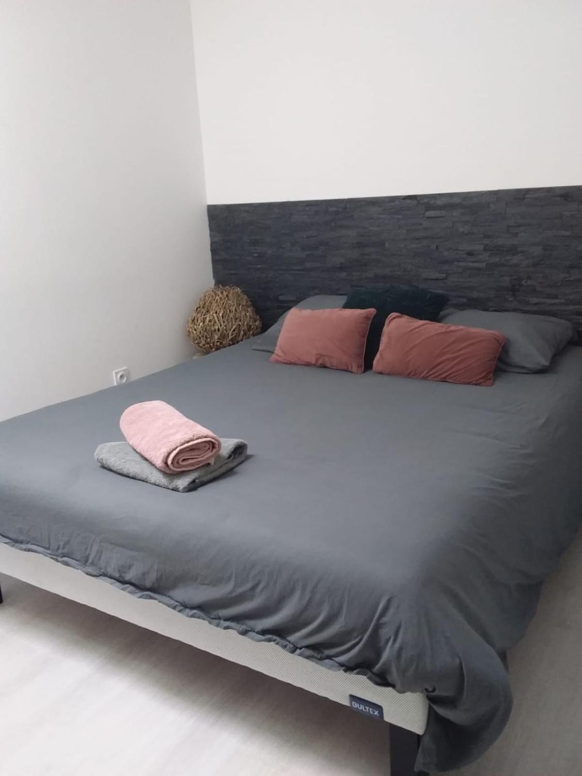Doga Bel Appartement 1Er Etage 4 Personnes Bebe Reims Ngoại thất bức ảnh